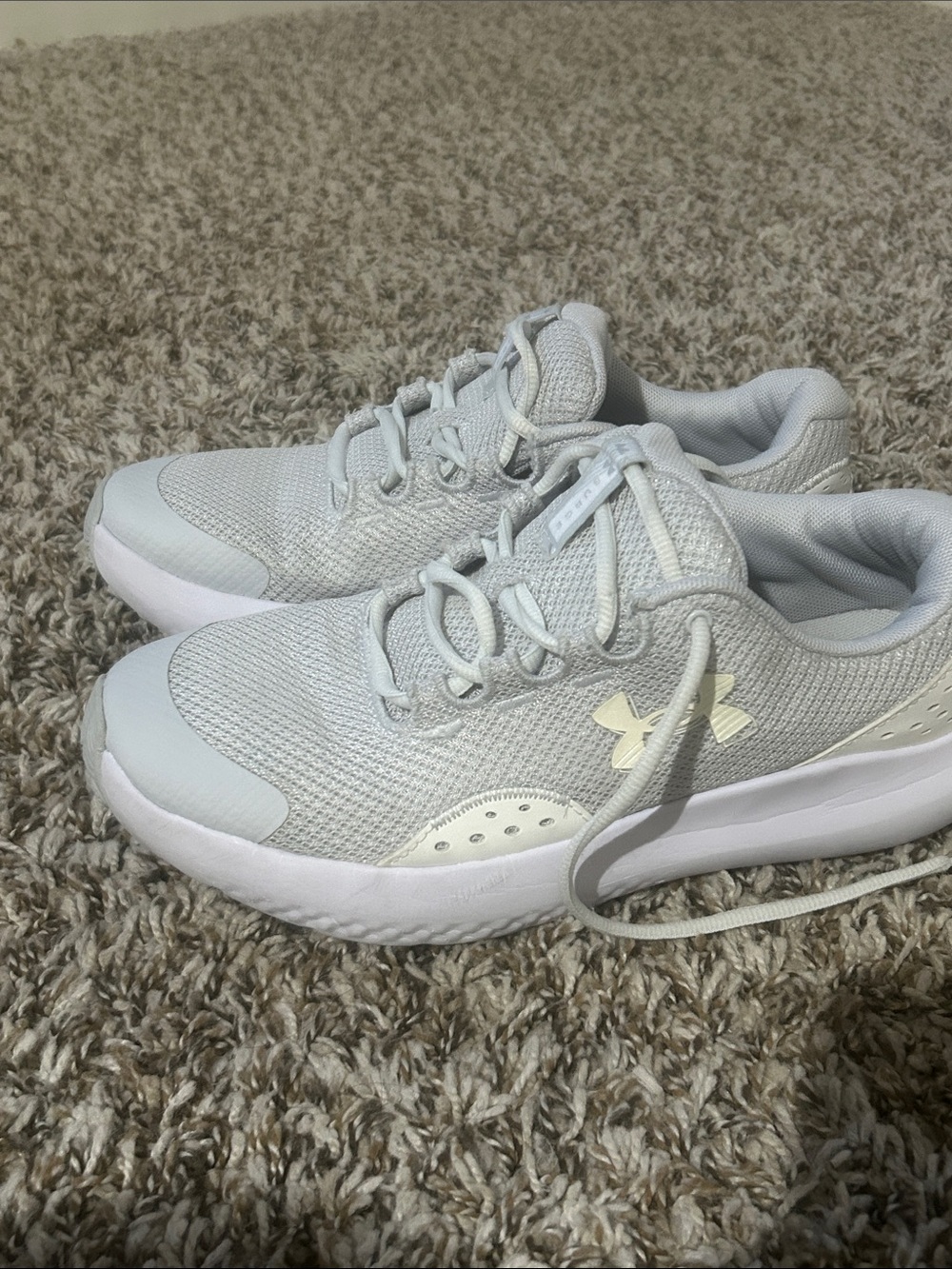 Under Armour Women’s Light Gray Mesh Training Shoes